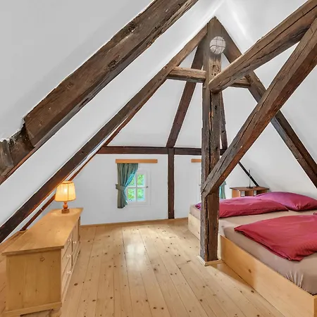 U Hrenska By Interhome Ferienhaus Mezná